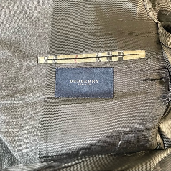 Burberry London single breasted 3 Button Double vent Classic Gray Blazer FLAWED - Picture 6 of 9